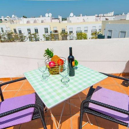 Special Holiday Apartment Тавіра Екстер'єр фото